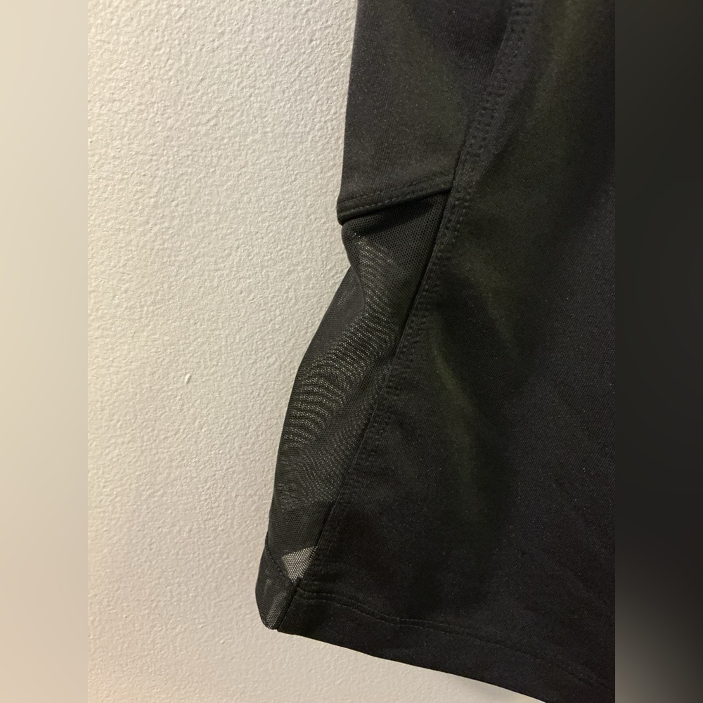 PINK Victoria’s Secret Women’s Shorts Black Size XL - Picture 12 of 12
